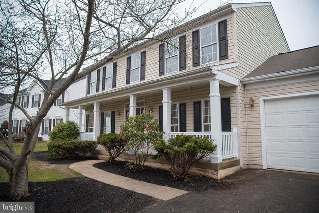property at 222 Drawyers Dr