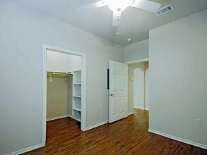 113 W Reunion St in Fairfield, TX - Building Photo - Building Photo