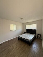 5460 SW 38th Ct in West Park, FL - Foto de edificio - Building Photo