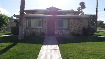 72577 Edgehill Dr, Unit ICV Condo in Palm Desert, CA - Building Photo