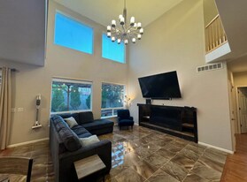 1202 E 100th Pl in Thornton, CO - Building Photo