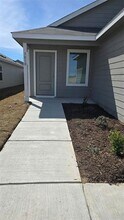 3810 Pontchartrain Pky in Tom Bean, TX - Building Photo - Building Photo