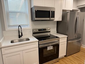 1628 Benhill Ave in Baltimore, MD - Foto de edificio - Building Photo