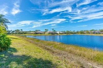 7159 Marconi Ct in Naples, FL - Foto de edificio - Building Photo