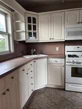 456 Burkhard Ave in Williston Park, NY - Building Photo - Building Photo