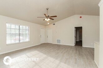 1067 Pappas Rd SE in Palm Bay, FL - Building Photo - Building Photo