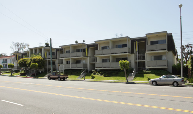 The Moonraker Apartments in Torrance, CA - Foto de edificio - Building Photo