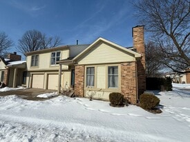5123 Pinebrook Dr in Fort Wayne, IN - Building Photo