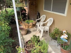 3302 Burke Rd in Pasadena, TX - Building Photo - Building Photo