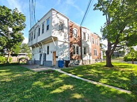 401 Champion Ave in Oaklyn, NJ - Building Photo