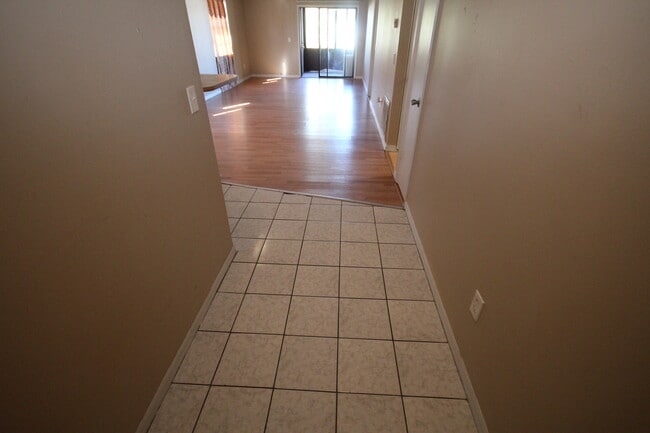 152 Hummingbird St, Unit 2 in Deltona, FL - Building Photo - Building Photo