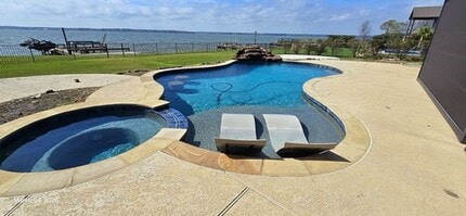 127 Bridgewater in Onalaska, TX - Building Photo - Building Photo