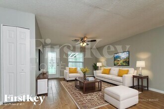 6229 Florida Cir N in Apollo Beach, FL - Building Photo - Building Photo