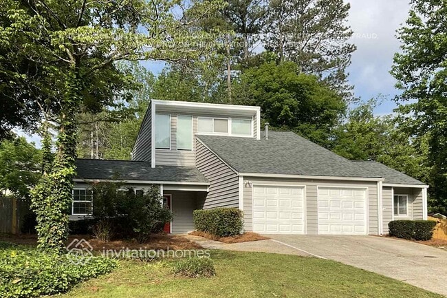 property at 4648 N Landing Dr