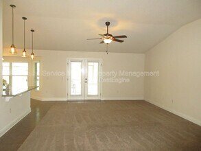 5673 Cane Syrup Cir in Pace, FL - Building Photo - Building Photo