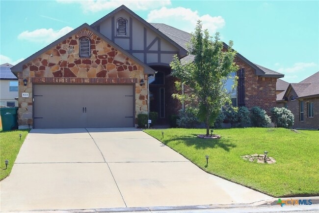 property at 802 Valentino Dr