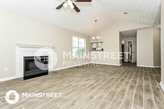 1276 Avery Dr, Unit 602 in Jonesboro, GA - Building Photo - Building Photo