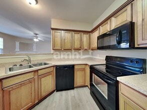 802 Celtic Crossing Dr in High Point, NC - Building Photo - Building Photo