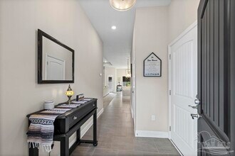 4661 Carl Booker Rd in Milton, FL - Building Photo - Building Photo