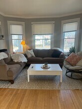 3101 N Bartlett Ave in Milwaukee, WI - Building Photo - Building Photo