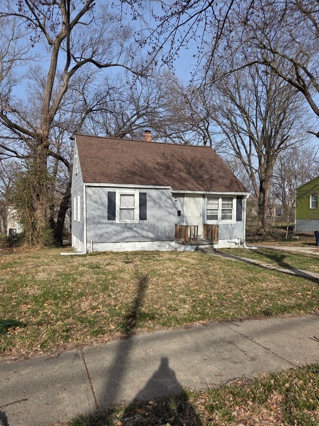 property at 5760 Indiana Ave