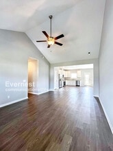 1305 Ventura Ln in Columbia, TN - Foto de edificio - Building Photo