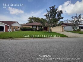 8811 Seeley Ln in Hudson, FL - Building Photo