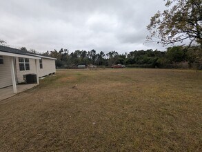 202 Underwood Dr in Uvalda, GA - Building Photo - Building Photo