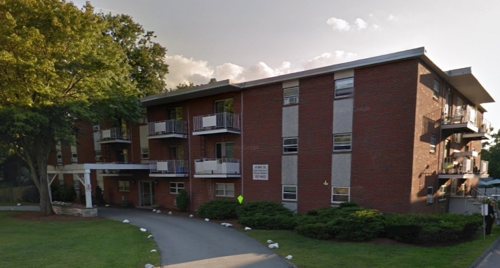31 Vine St in Weymouth, MA - Building Photo