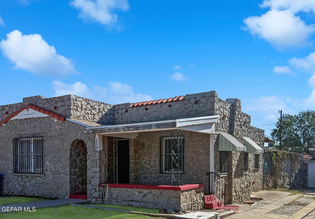 3940 Altura Ave in El Paso, TX - Building Photo - Building Photo