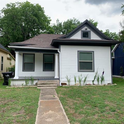 property at 1006 W Chestnut St