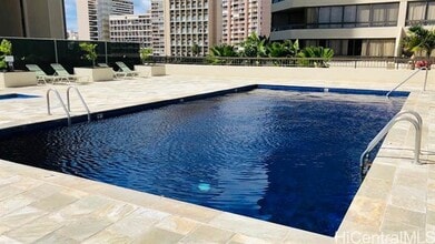2499 Kapiolani Blvd in Honolulu, HI - Building Photo - Building Photo