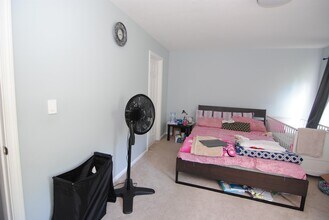57 Cadogan Way in Nashua, NH - Building Photo - Building Photo