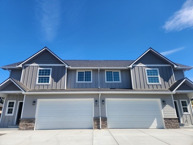 625 S 83rd Ave in Yakima, WA - Building Photo - Building Photo