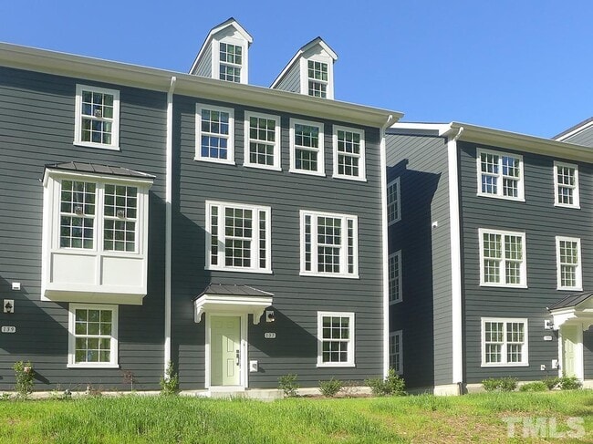 property at 137 Callowhill Ln