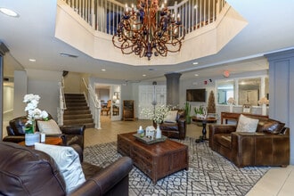 The Gardens at Creekside in Olathe, KS - Foto de edificio - Building Photo
