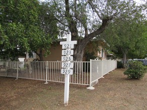 921-929 W 15th Ave in Escondido, CA - Building Photo - Building Photo