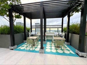 601 N Miami Ave, Unit Luxury condo Miami Beach in Miami, FL - Foto de edificio - Building Photo