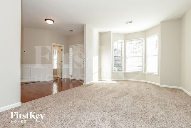 855 Stonehaven Rd SW in Atlanta, GA - Building Photo - Building Photo