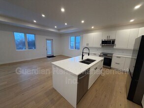 2980 King George's Park Dr in Thunder Bay, ON - Building Photo - Building Photo