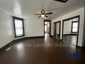 2400 N 10th St in Terre Haute, IN - Building Photo - Building Photo