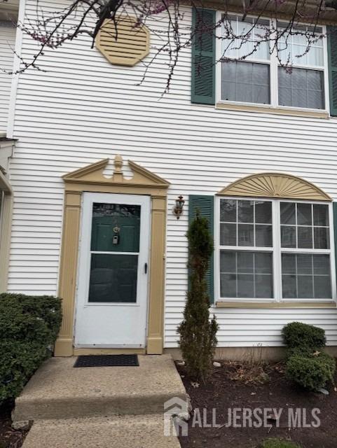 51 Colleen Ct in Kendall Park, NJ - Building Photo