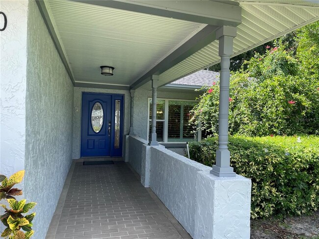 610 Fair Oaks Dr in Tarpon Springs, FL - Building Photo - Building Photo