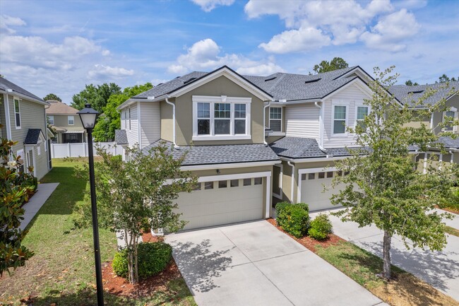 property at 3851 Aubrey Ln