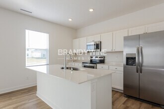 10249 Eagleton Pl in Indianapolis, IN - Foto de edificio - Building Photo