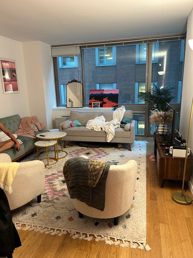 20 John St, Unit 4