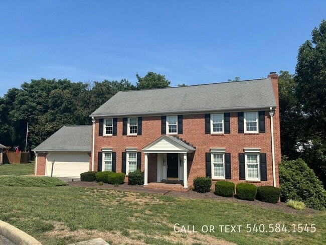 property at 5175 Lakeland Dr
