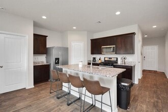 1602 Brownwood Ridge Ct in Richmond, TX - Building Photo - Building Photo