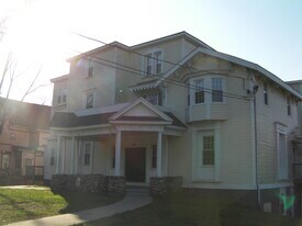 130 Washington St, Unit 11