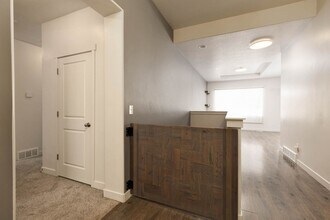 53 E Paradise Ct in Saratoga Springs, UT - Building Photo - Building Photo